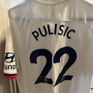 Barely worn chelsea premier league pulisic jersey
